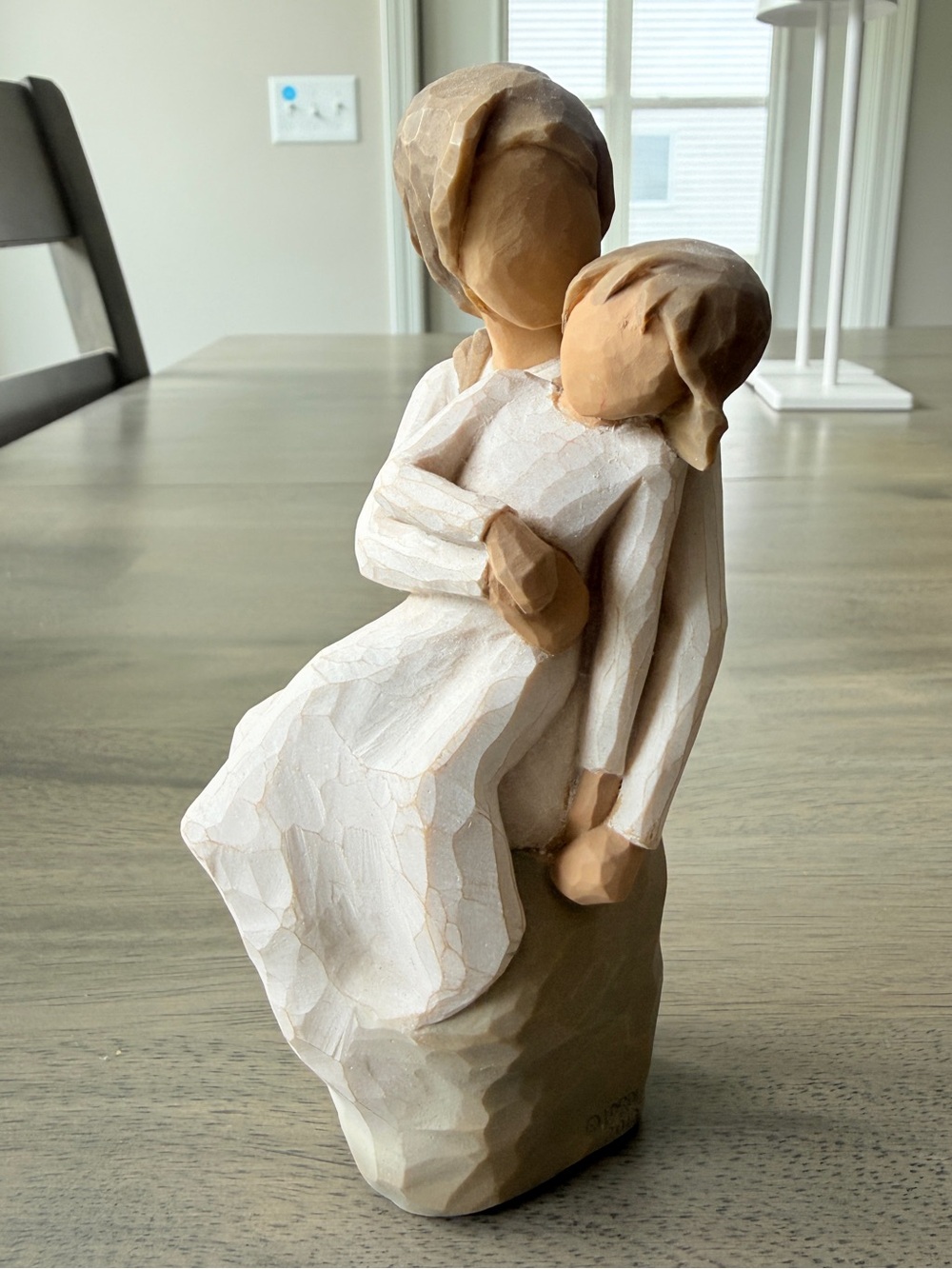 Willow Tree Mother & Daughter figurine. Sold without original box.